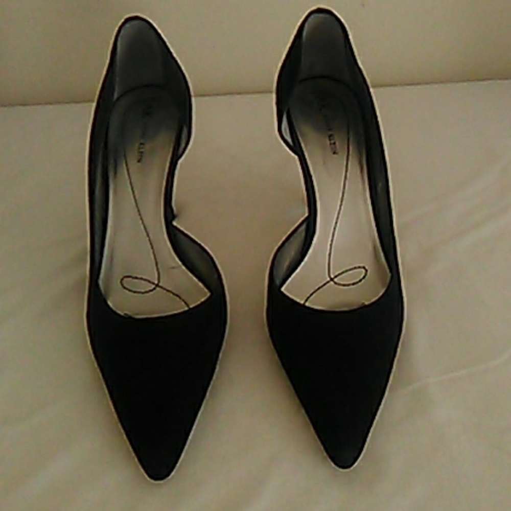 Anne Klein Women's Christa Pump Prune Suede Sz 10M